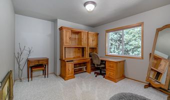 18949 SE TICKLE CREEK Rd, Boring, OR 97009
