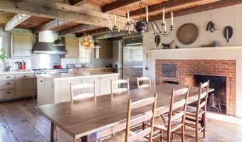 118 Finkle Rd, Ancram, NY 12502