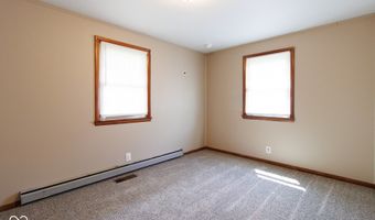 923 Hattie Dr, Anderson, IN 46013