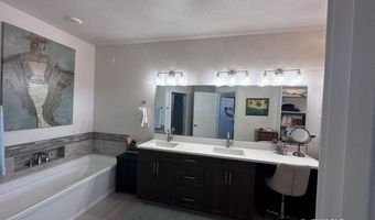 1095 E Canyon Dr, Big Water, UT 84741