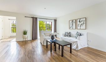 120 W Oakbrook Dr, Ann Arbor, MI 48103
