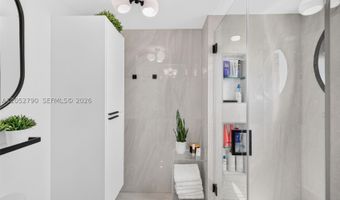 2800 ISLAND BL 904, Aventura, FL 33160