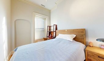 322 Beacon Street 7, Boston, MA 02116