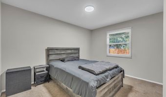 901 Jean Ave, Akron, OH 44310