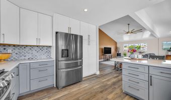 194 Kamakoi Loop, Kihei, HI 96753