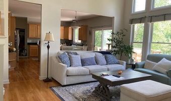 1901 Chicory Ridge Rdg, Ann Arbor, MI 48103