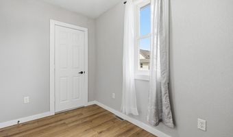 215 S Gillespie Ave, Arcadia, WI 54612