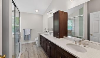 222 W HOPE Ct, Bear, DE 19701