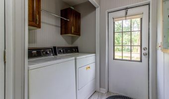 25836 MANHATTAN Ln, Astor, FL 32102