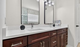 7705 NOTTINGHILL SKY Dr, Apollo Beach, FL 33572