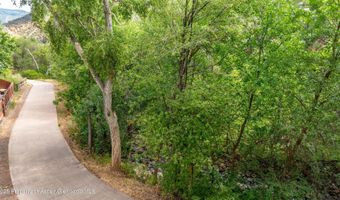1069 Park West Dr, Glenwood Springs, CO 81601
