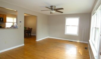 5 Mayflower Rd, Augusta, ME 04330
