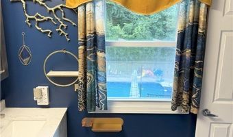 258 Misty Ln, Amherst, NY 14051