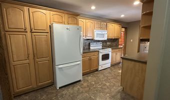 1323 N 3rd St, Aberdeen, SD 57401