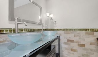 1 PINEY MEETINGHOUSE Ct, Potomac, MD 20854
