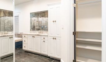 1804 River Pointe Dr, Albany, GA 31701