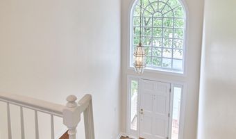 119 Heatherwood Dr, Apex, NC 27502
