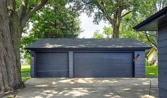 7160 NE 14th St, Ankeny, IA 50023