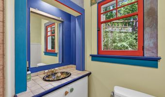 71 Scenic Dr, Ashland, OR 97520