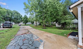 8100 Bald Ridge Dr, Charlotte, NC 28227