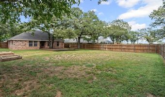 1830 Rayna Dr, Weatherford, TX 76086