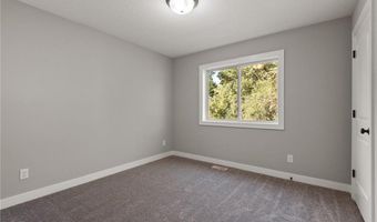 000 N Enchanted Dr NW, Andover, MN 55304