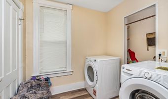 233-235 Grand St, Amsterdam, NY 12010