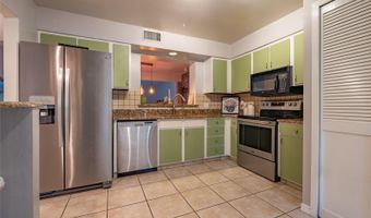 668 LAKE VILLAS Dr 668, Altamonte Springs, FL 32701