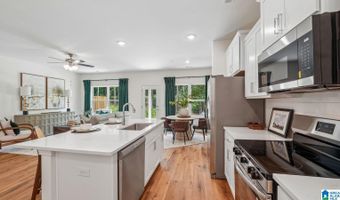 817 PEAVINE CROSSING Pkwy, Alabaster, AL 35007