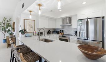 102 TUNA St, Anna Maria, FL 34216