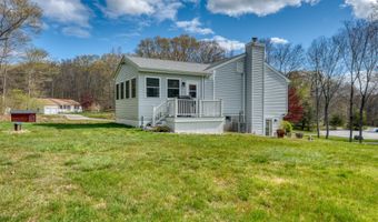 11 Hally Ln, Colchester, CT 06415
