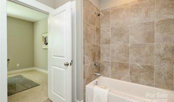 926 Steel House Blvd, Charlotte, NC 28205