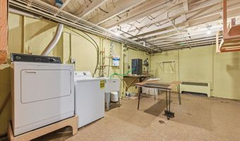 2687 Apple Way, Ann Arbor, MI 48104