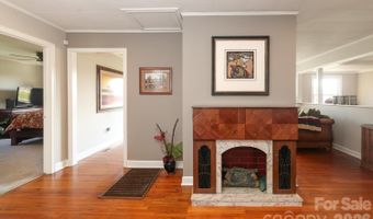 414 S Chester St S, Blacksburg, SC 29702