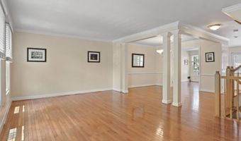 7441 HEATHERFIELD Ln, Alexandria, VA 22315