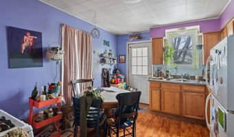 35 Saint Mary's St, Burlington, VT 05401