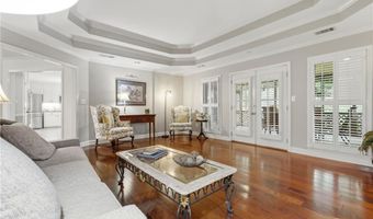 965 Knoll Crest Ct, Alpharetta, GA 30004