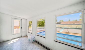 1543 Cherry Ln, Ashtabula, OH 44004