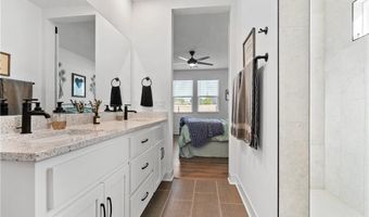 1592 Grayhawk Dr, Basehor, KS 66007