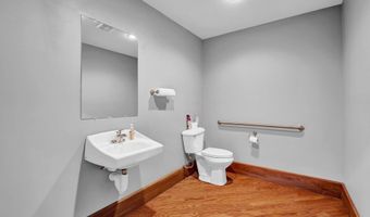 1516 R St, Bedford, IN 47421