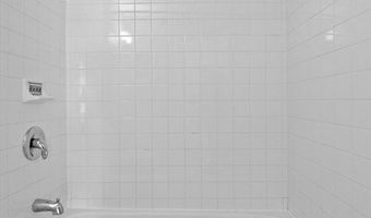 828-834 E Fifth St 4, Boston, MA 02127