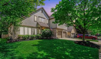 460 Maplebrooke Dr W, Westerville, OH 43082