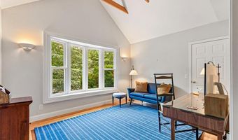 1 Mallard Cove Way, Barrington, RI 02806