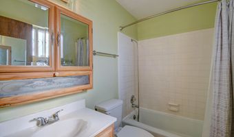 6348 Avenida La Costa NE, Albuquerque, NM 87109