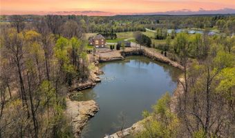 2697 N Bass Ln, Austin, IN 47102