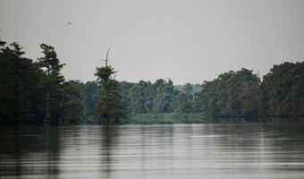 Bolivar Road, Benoit, MS 38725