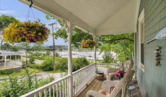 23 Commercial St, Belfast, ME 04915