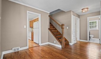 1042 Kingsway St, Alliance, OH 44601