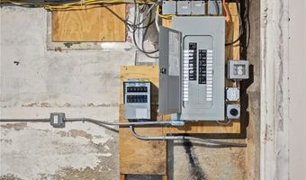 252 S Main St, Coventry, RI 02816