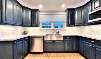 59 Western Concourse, Amity Harbor, NY 11701
